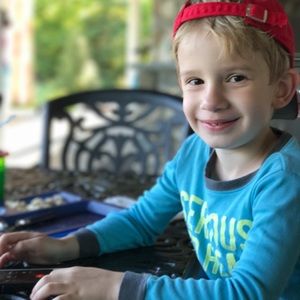 Meet your Posher, Denise